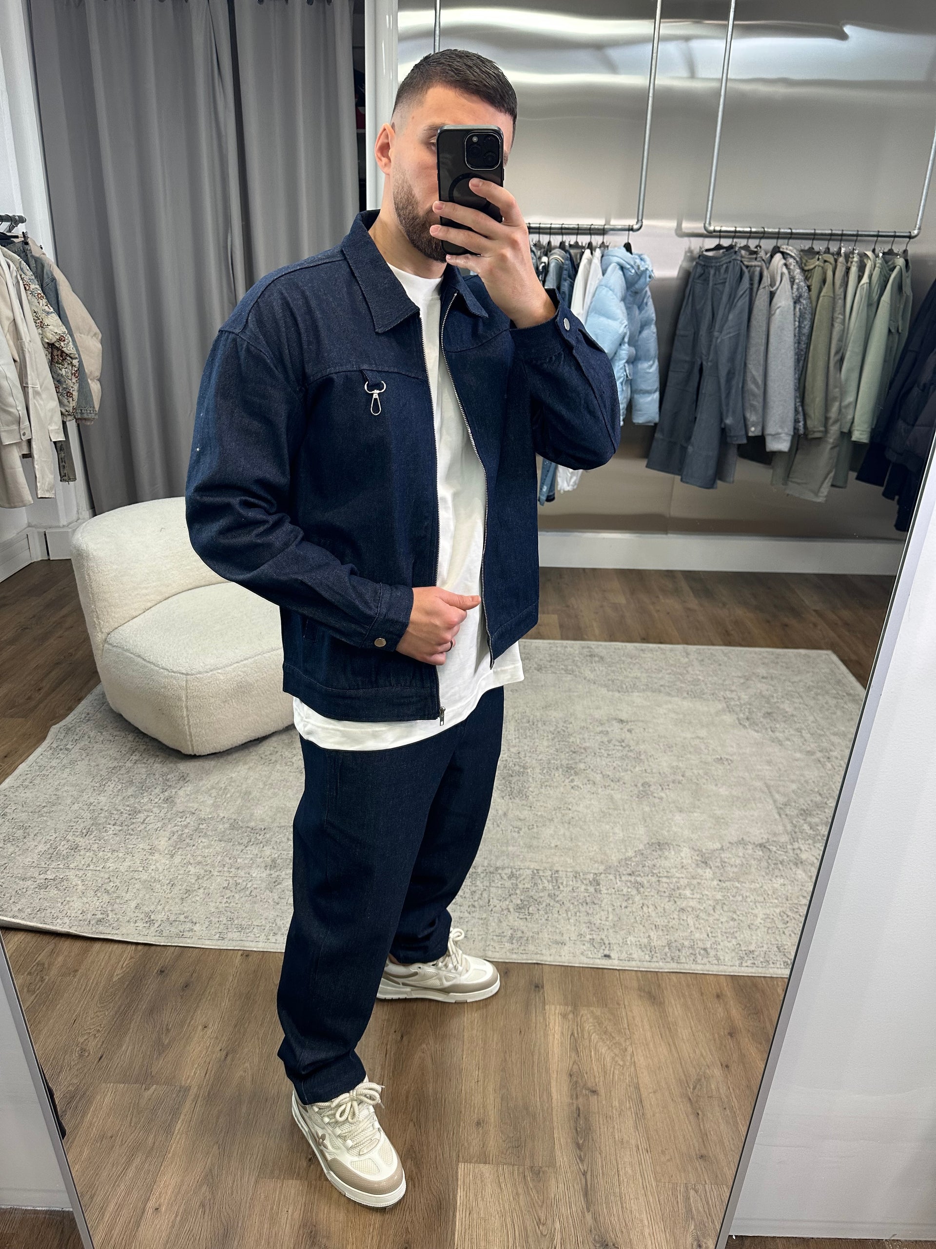 أونسمبل جينز  رجالي - أخر صيحات الموضة الفرنسية - صورة 4